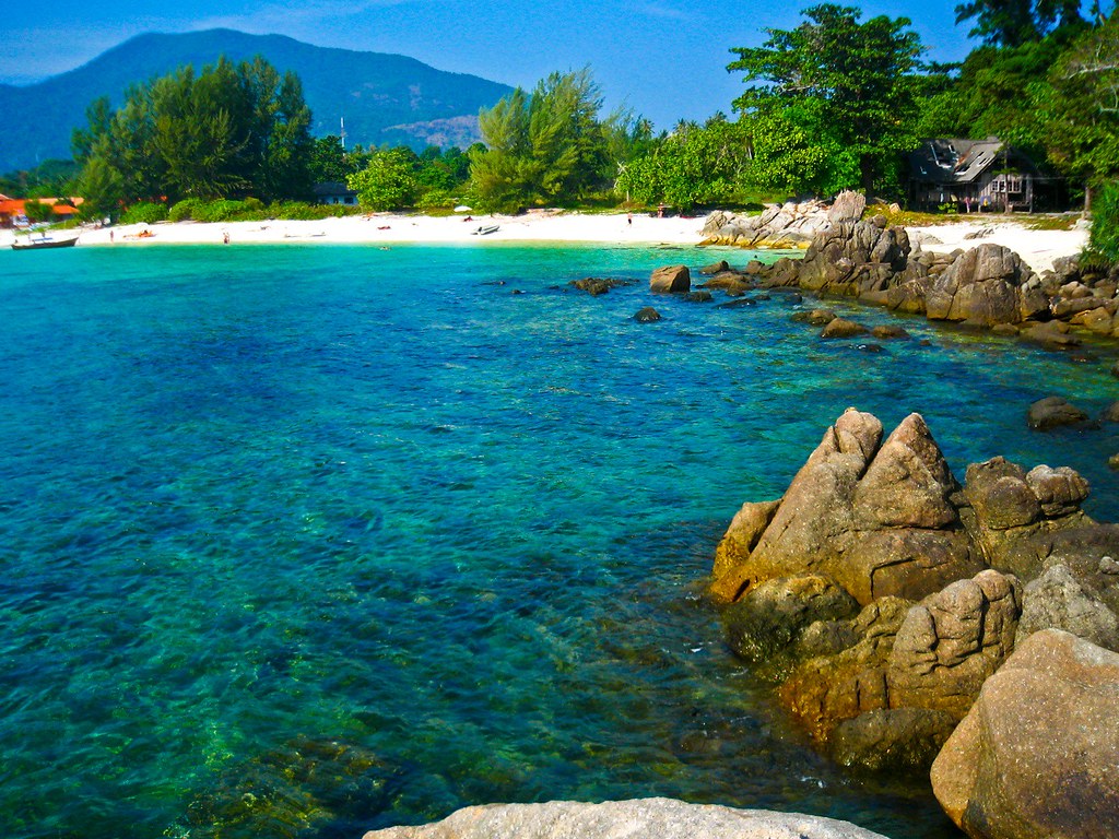 No Frill Thailand with Pattaya Delights